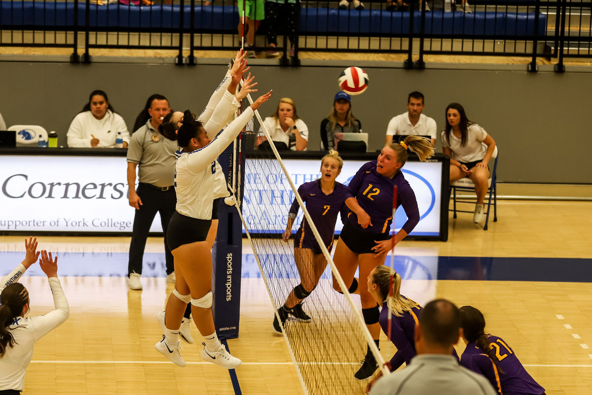 YC VB vs Kansas Wesleyan (39).JPG